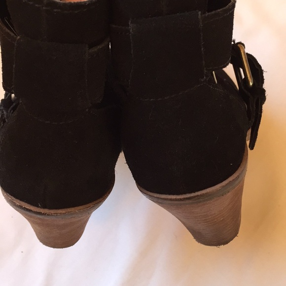 Dolce Vita Black Suede Buckle Zipper Ankle Boots - Picture 6 of 7
